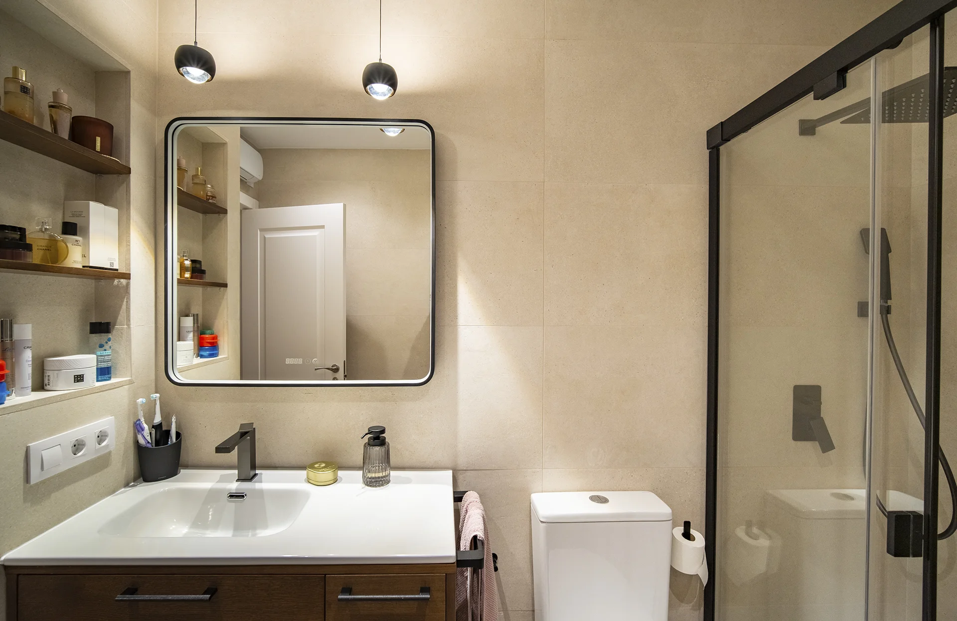 Dónde colocar los puntos de luz en un cuarto de baño