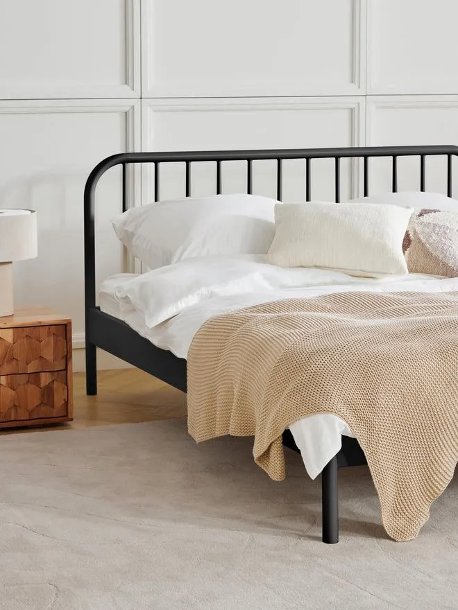 cama estructura negra